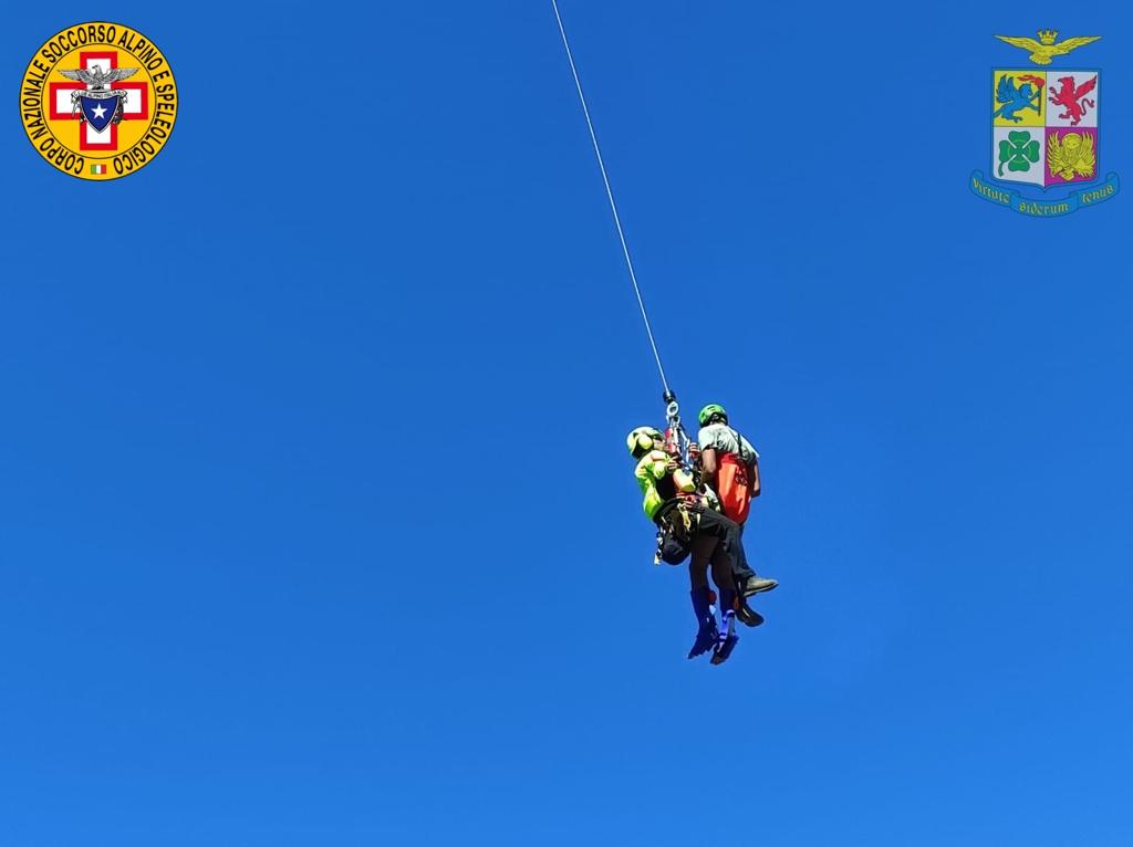 Escursionisti feriti alla riserva dello Zingaro, le foto del salvataggio
