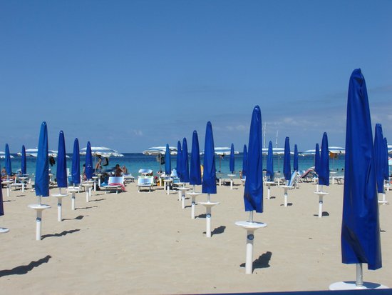 Lidi e spiagge a Trapani e provincia: servizi, prezzi e aree “senza barriere”