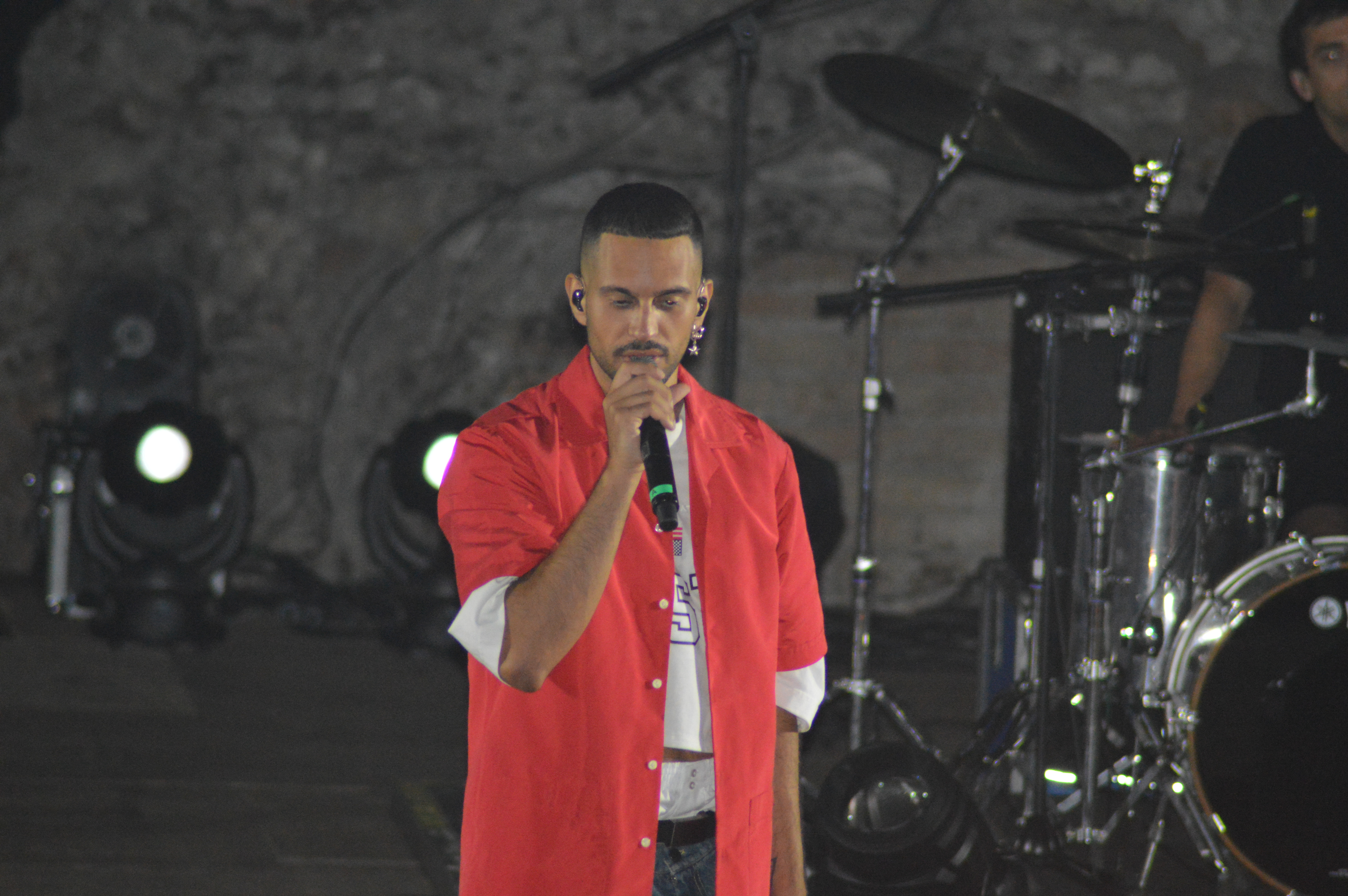 Mahmood incanta Taormina e duetta con i fans, la fotogallery del concerto