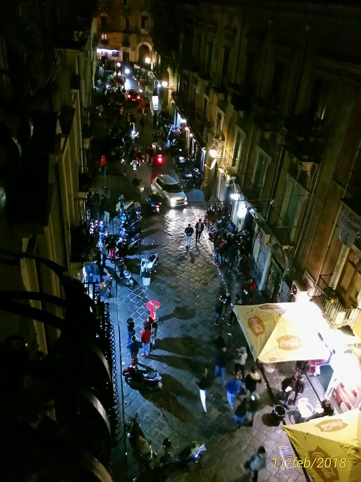 Senza sonno, silenzio e libertà: residenti contro movida, citano in giudizio il Comune