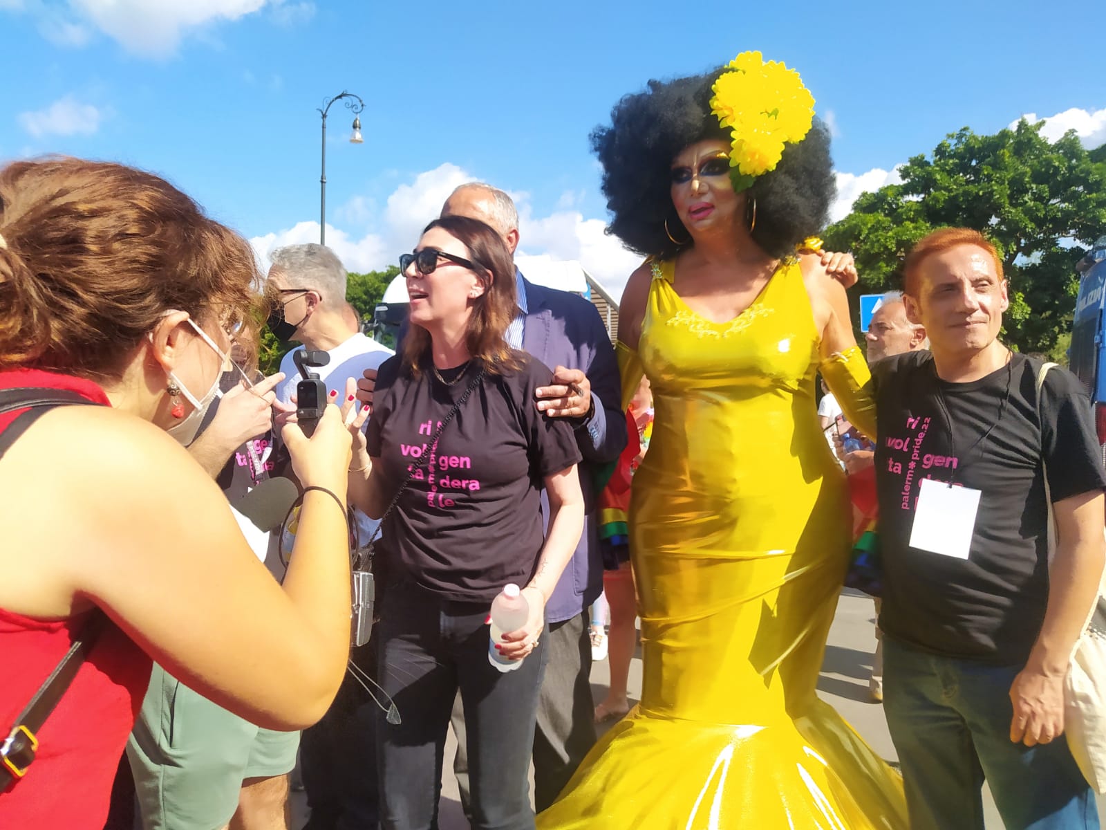 Palermo Pride 2022, foto e video del corteo: presenti anche Lagalla e Fiorello