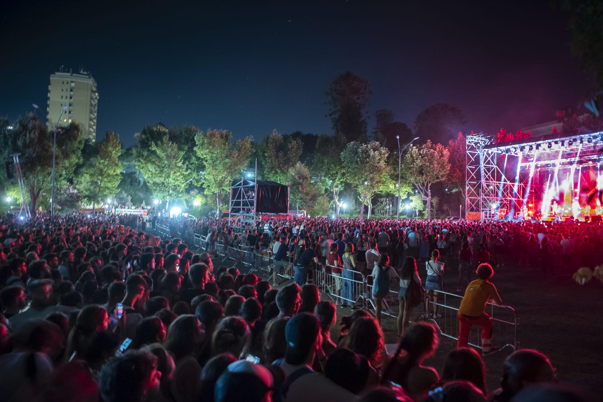 Catania, i Pinguini Tattici Nucleari in concerto: quasi 10mila presenze (FOTO)
