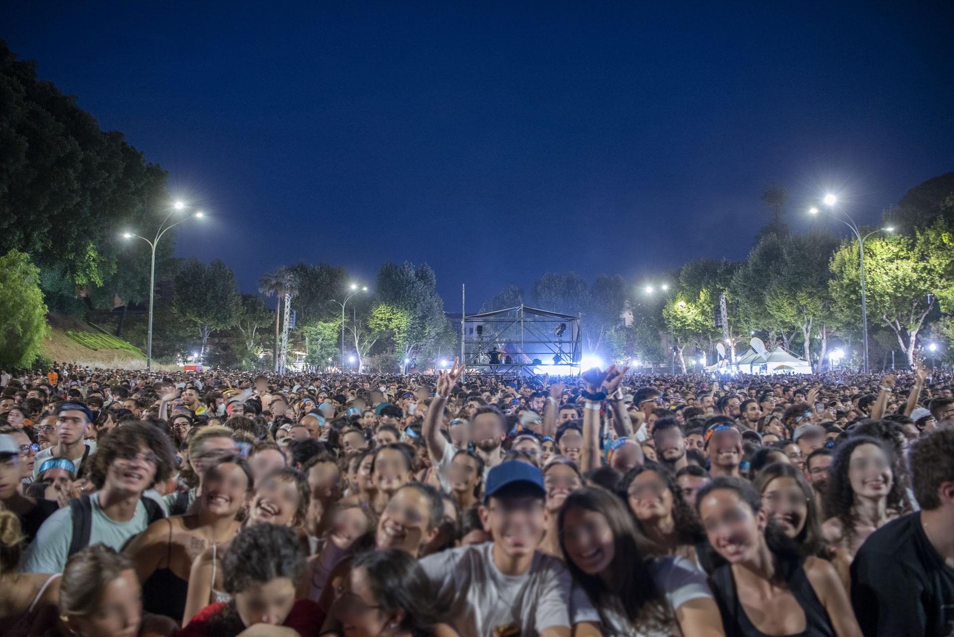 Catania, i Pinguini Tattici Nucleari in concerto: quasi 10mila presenze (FOTO)