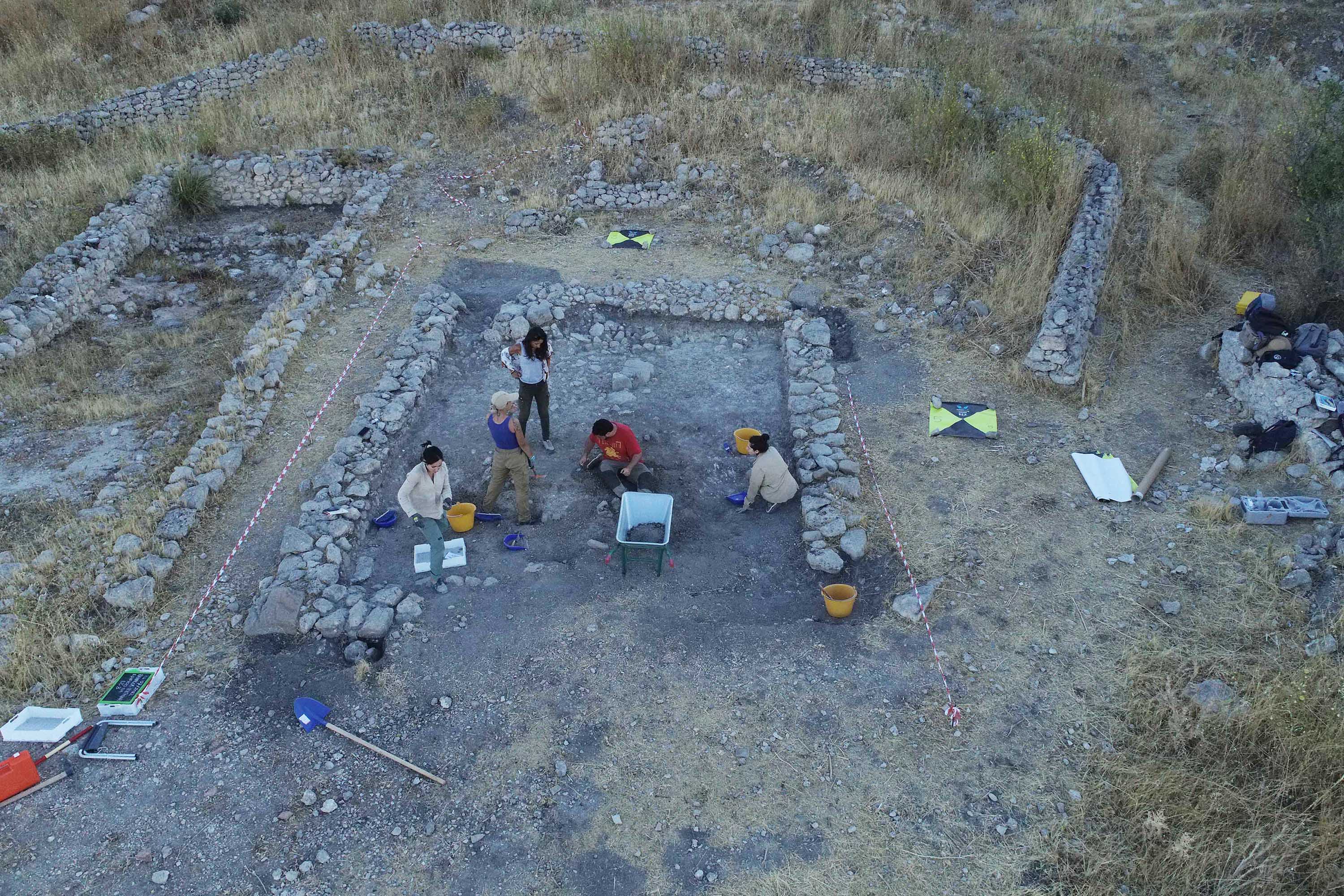 Ramacca, riprendono le ricerche archeologiche avviate negli anni ‘70 FOTO
