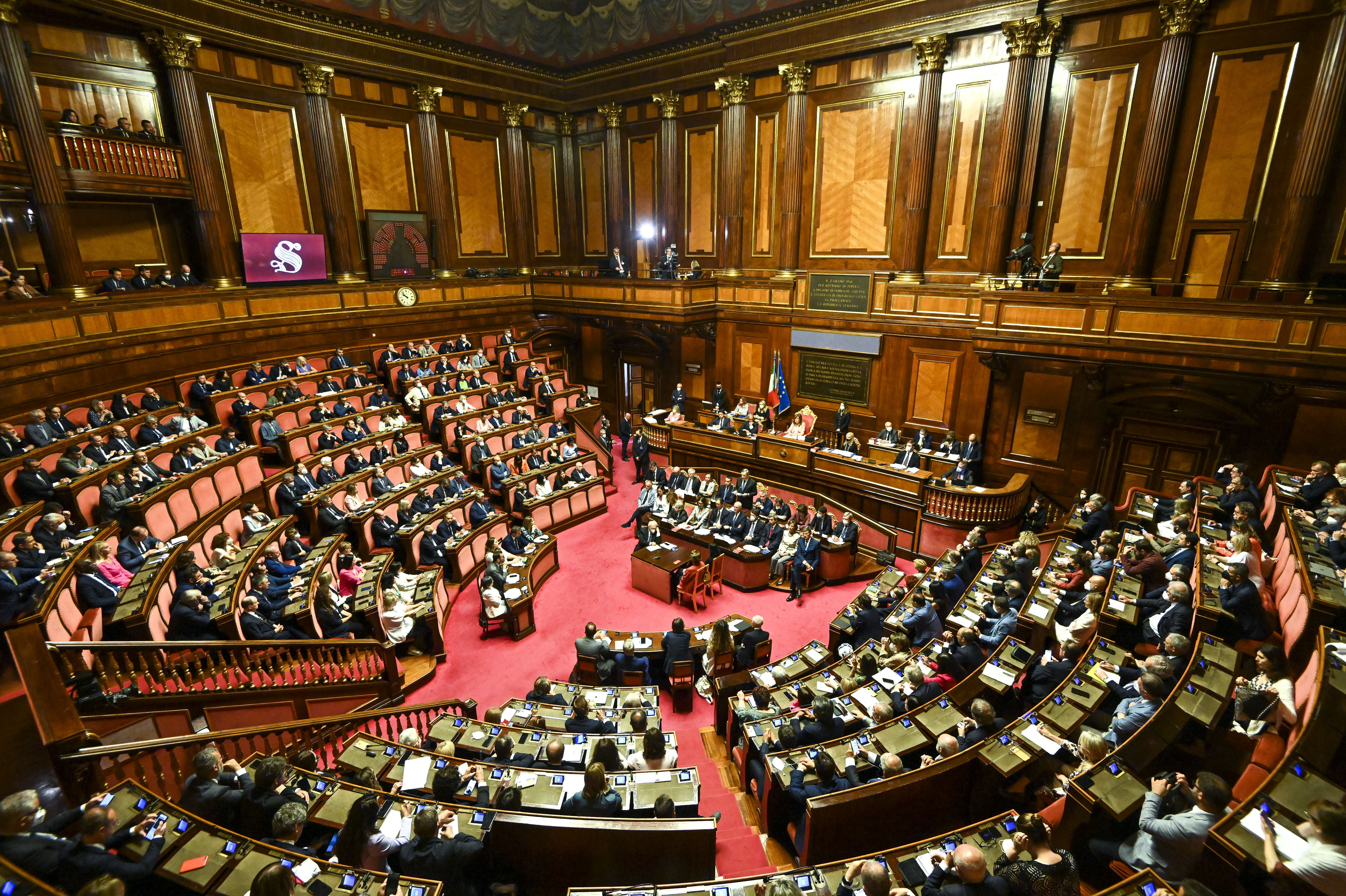 La Manovra alla prova Senato, oggi il voto di fiducia. Le opposizioni attaccano