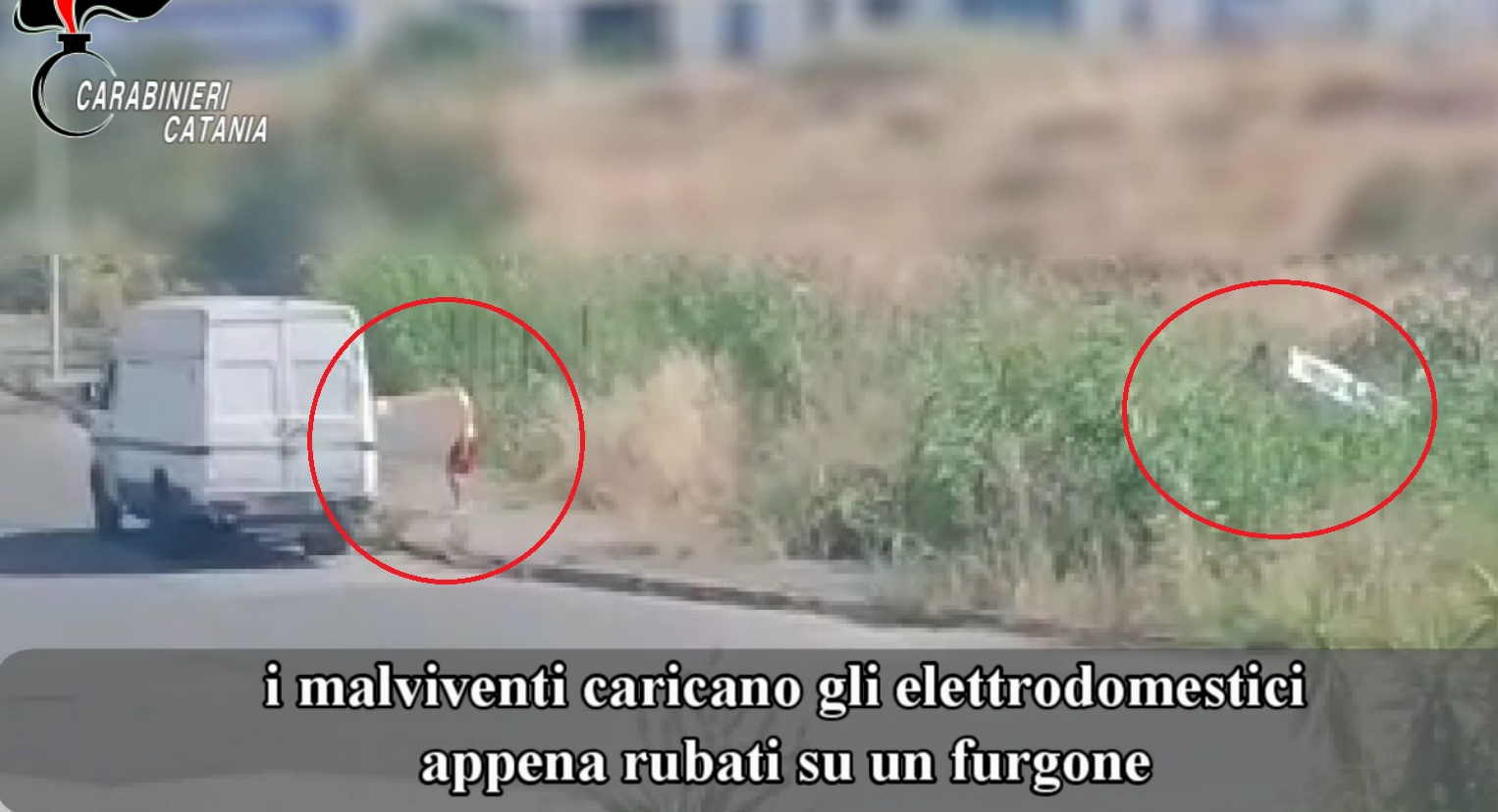 Catania, rubano dal tir la merce ancora imballata: quattro denunciati