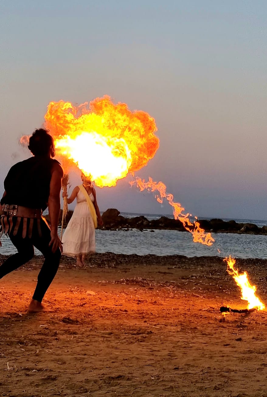 Il risveglio di Persefone, spettacolo all’alba alla Scala dei Turchi Il risveglio di Persefone, spettacolo all’alba alla Scala dei Turchi