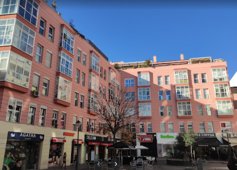 A Madrid intitolata una piazza a Raffaella Carrà, le foto della festa A Madrid intitolata una piazza a Raffaella Carrà, le foto della festa