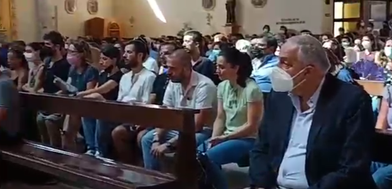 Bimbo morto a Sharm, i funerali di Andrea Mirabile tra rabbia e dubbi – Foto e video