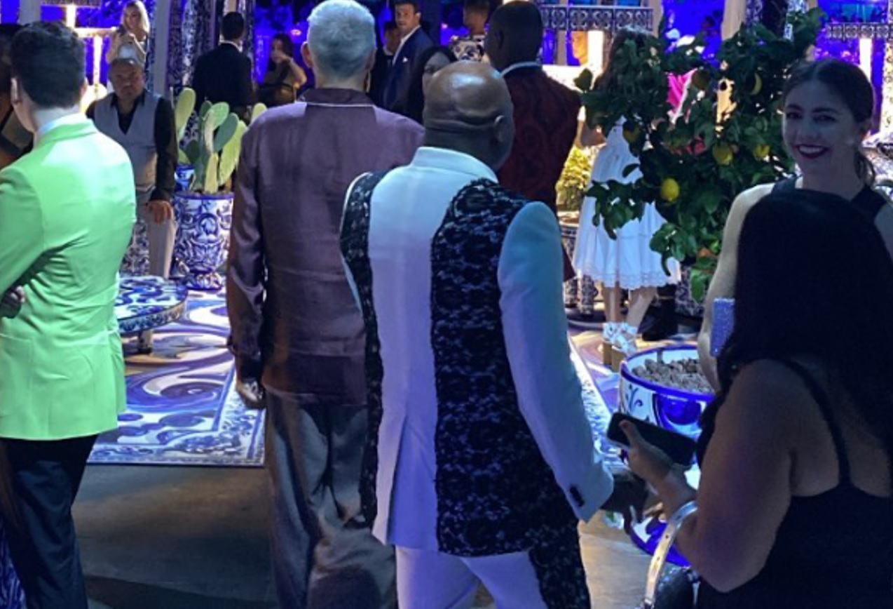 Dolce e Gabbana a Siracusa, tutti i vip e le celebrità presenti alla sfilata – Gallery