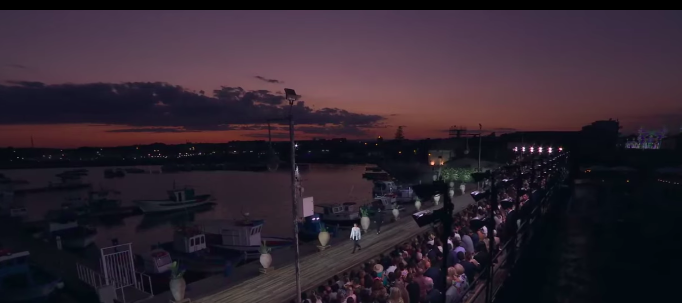 Dolce&Gabbana, sfilata uomo D&G nella magica Marzamemi tra i vip- Le foto più belle