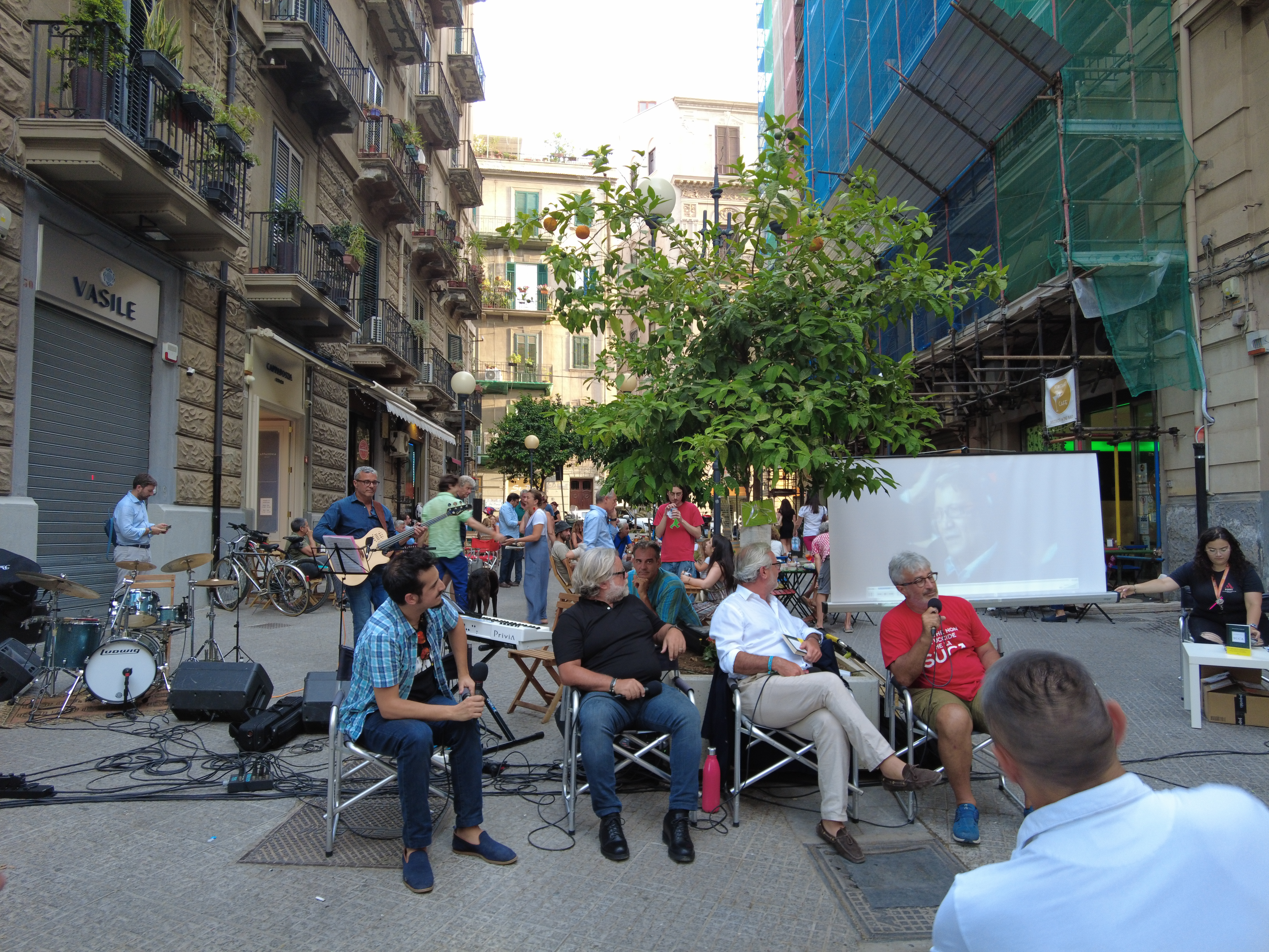 “Filosofia del suca”, presentato a Palermo il libro di Francesco Bozzi