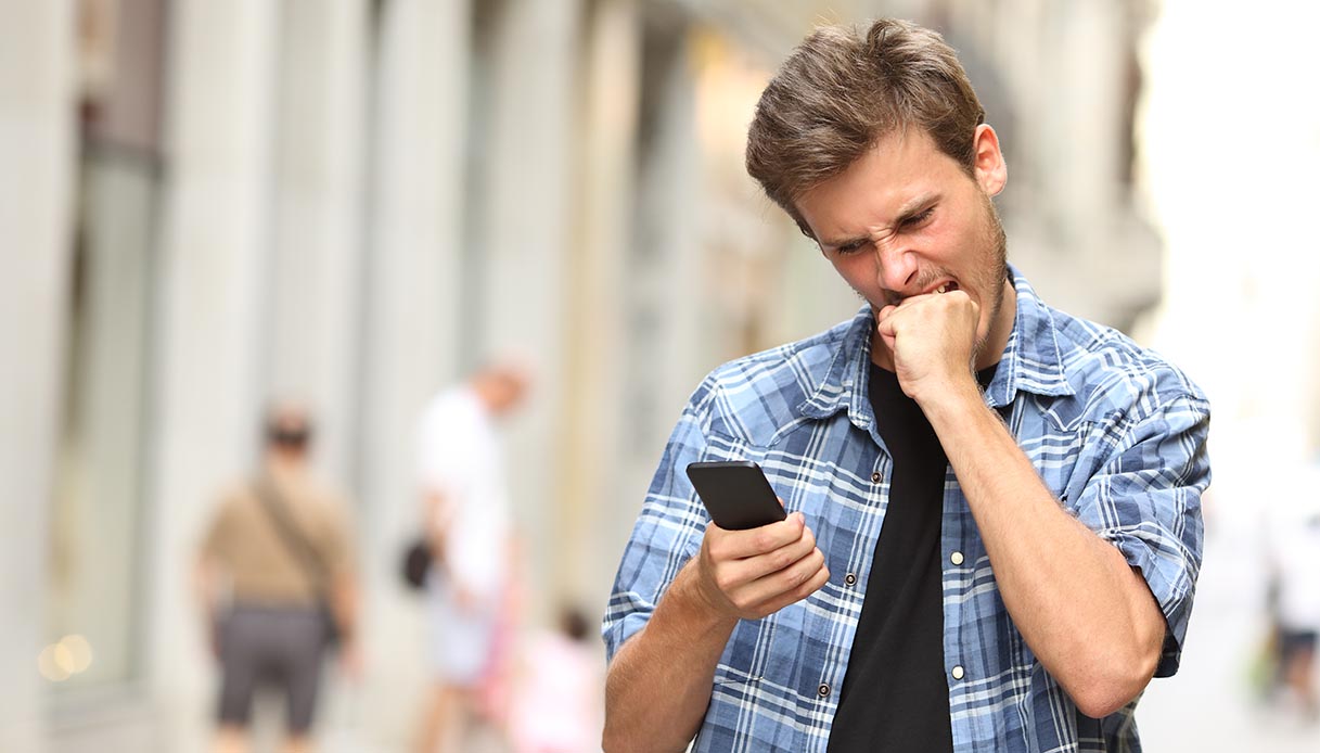 Telemarketing, stop a telefonate moleste sui cellulari: ecco come fare