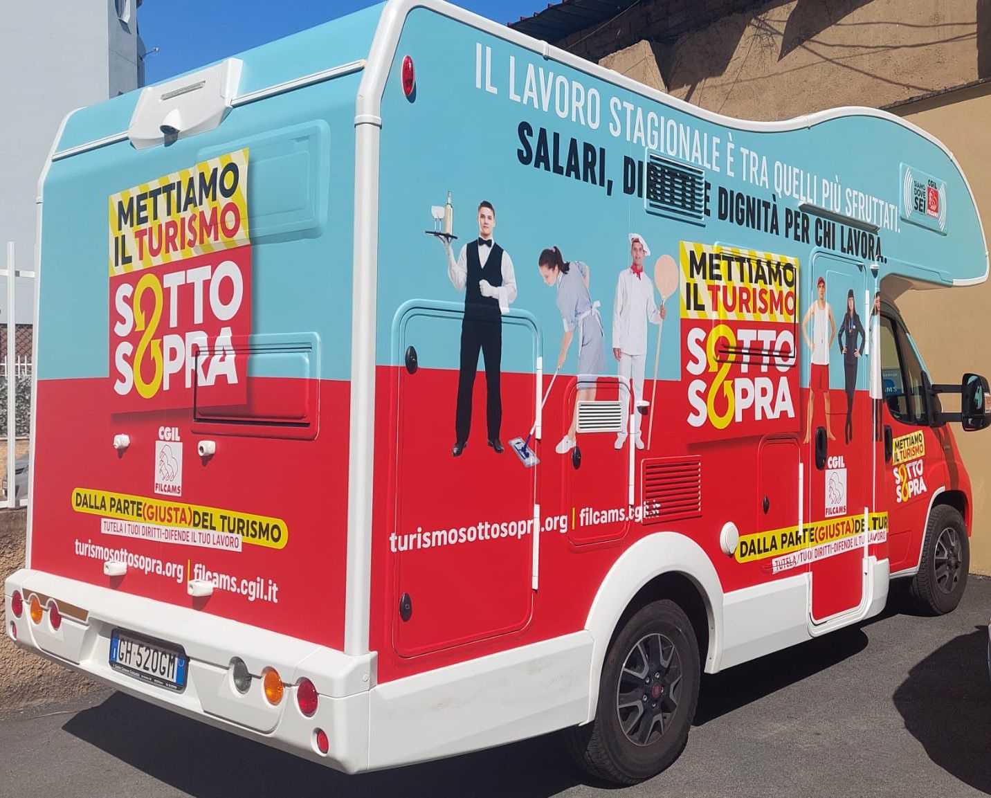 Lavoro nel turismo in Sicilia: il 70% è irregolare ma “i diritti dei lavoratori non vanno in vacanza”