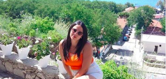 Omicidio Valentina Giunta, uccisa dal figlio perchè “voleva lasciare padre detenuto” – Foto