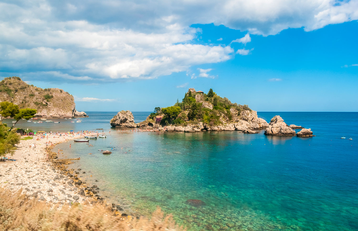 Taormina, città… “balneare” per regolamentare il turismo