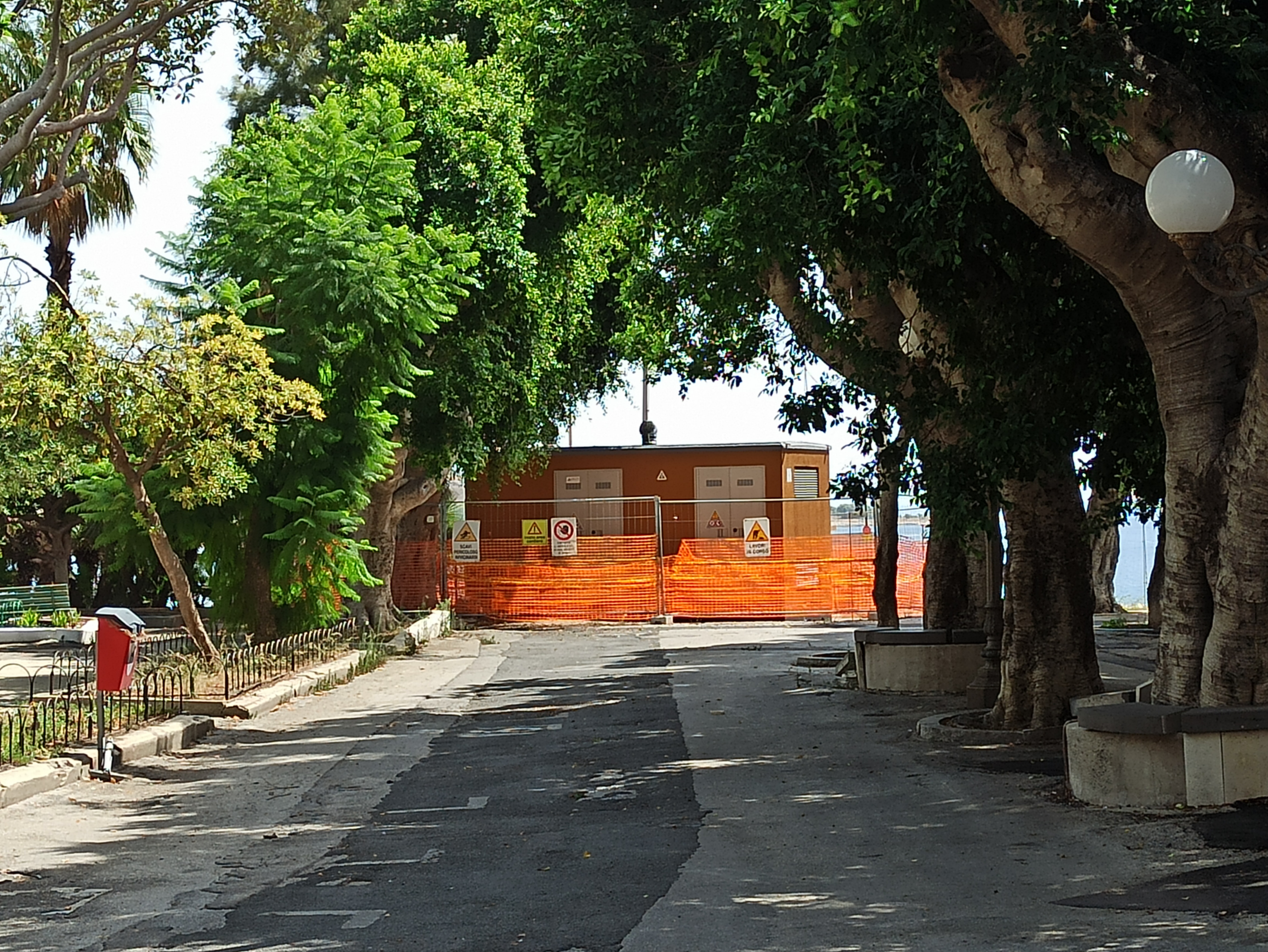 Augusta, fa discutere la nuova cabina elettrica