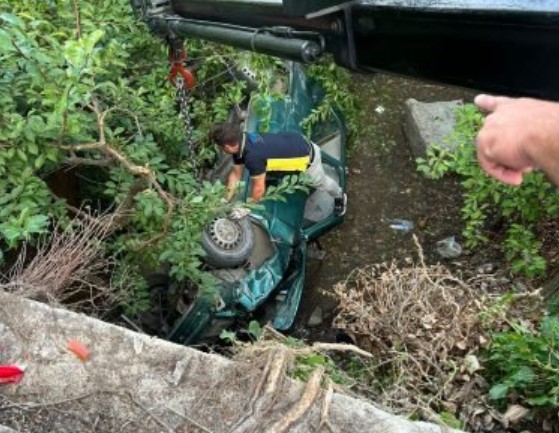 Tragedia in strada, Fiat Panda finisce in una scarpata: muore Pasqua Torre