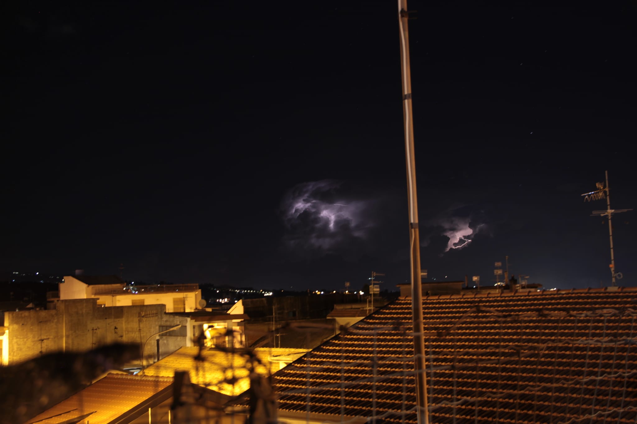 Dagli allagamenti nel Catanese alla “Shelf Cloud” a Taormina: maltempo in Sicilia – Foto