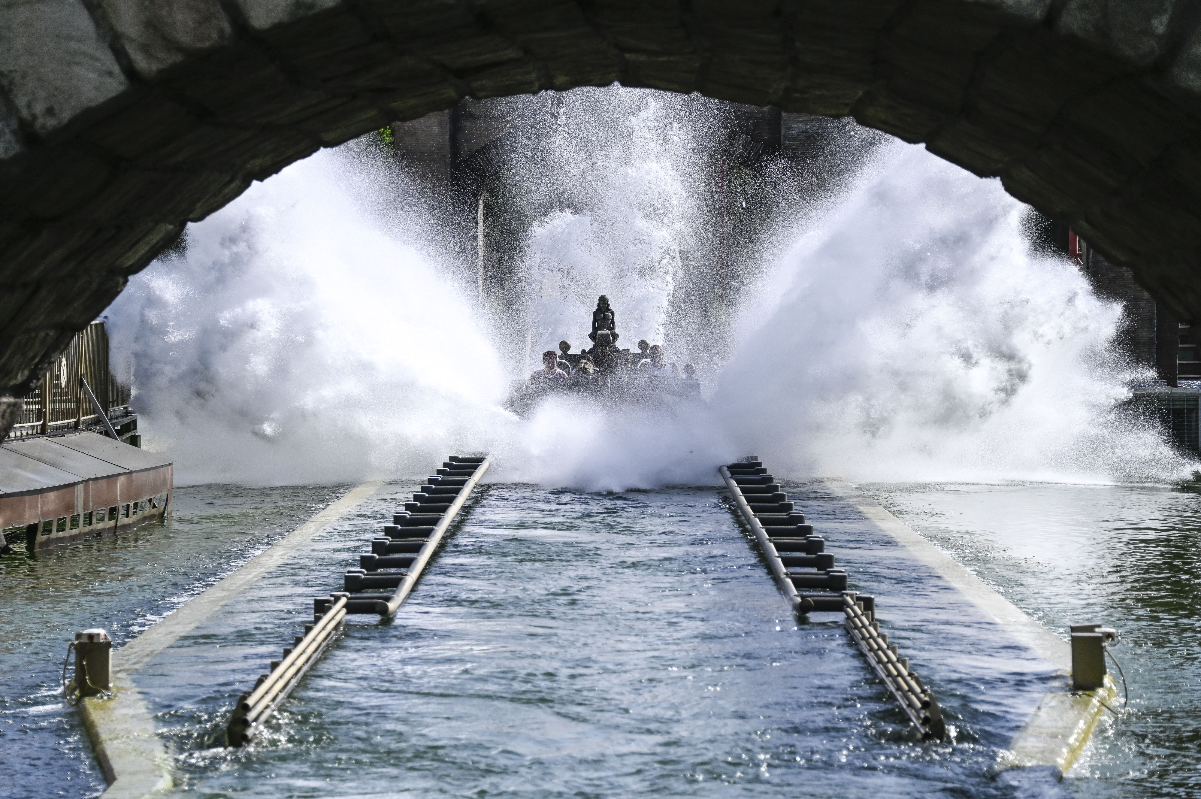 Parchi divertimento in Sicilia, blitz dei Nas e sostegni mai arrivati: come stanno Etnaland e gli altri