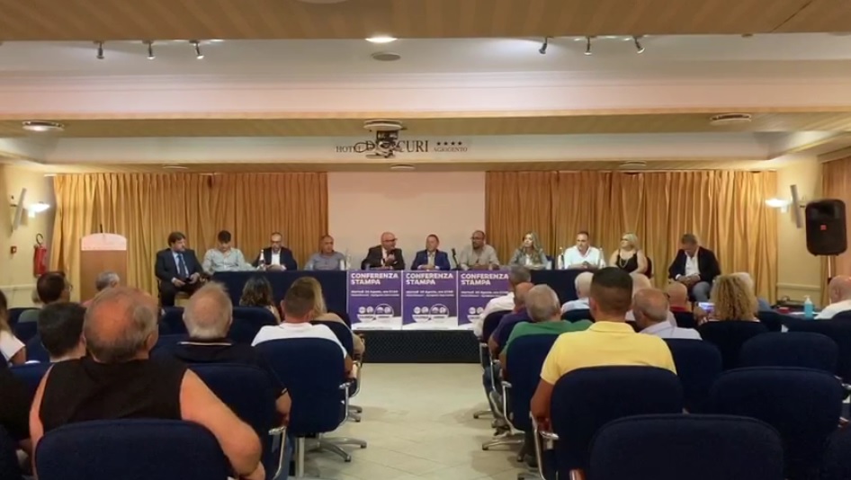 Regionali, Armao ad Agrigento per presentare i candidati: “Noi alternativa a Destra e Sinistra”