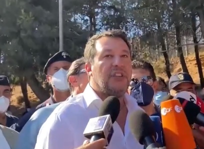 Caro carburante, Salvini vuole tutelare le isole minori: “Premio a residenti, proporrò legge”