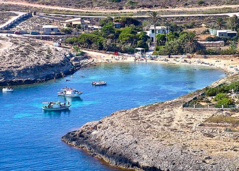 Radio Lamp, Cala Palme – Capitolo 4