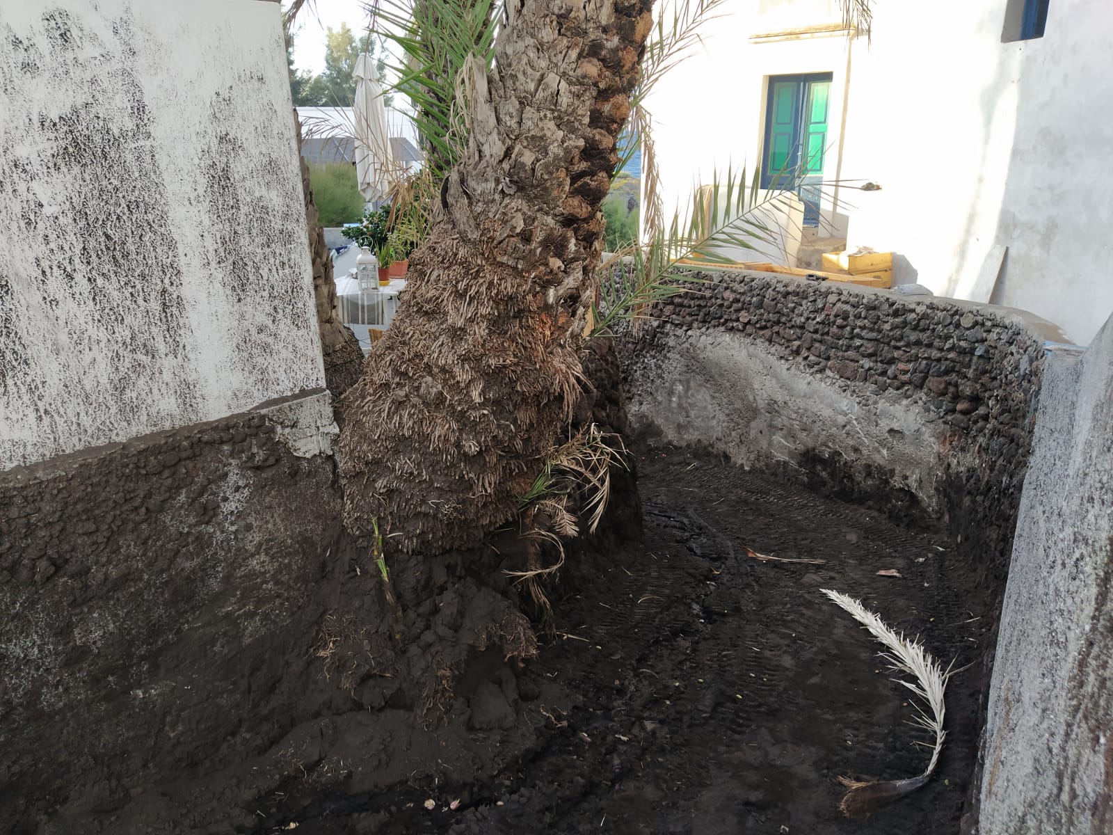 Stromboli, si continua a lavorare per liberare l’isola dal fango – FOTOGALLERY