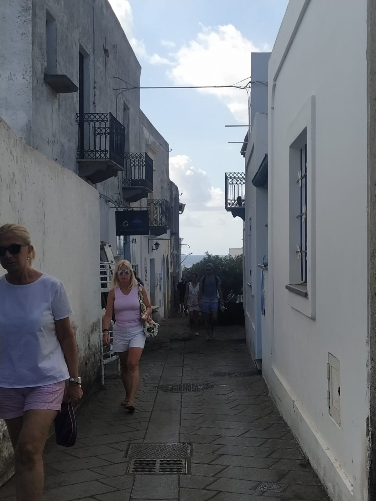 Stromboli, si continua a lavorare per liberare l’isola dal fango – FOTOGALLERY