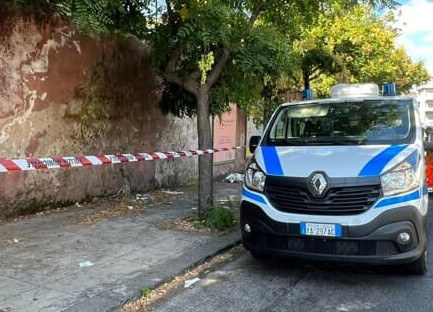 Palermo, schianto mortale in auto contro un albero: morto un uomo