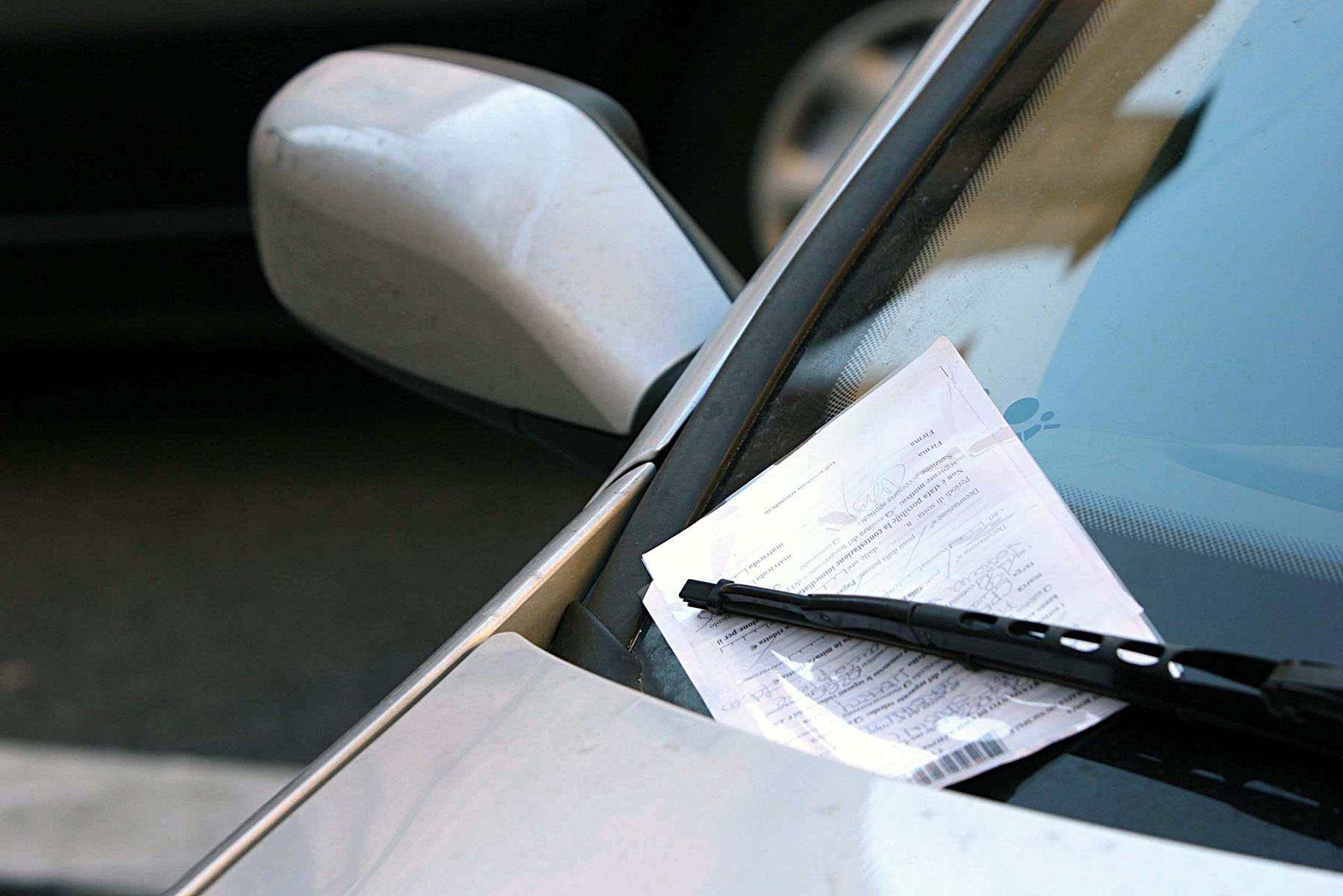 Gli automobilisti siciliani? Sono ribelli e impuniti. Dalle multe solo le briciole