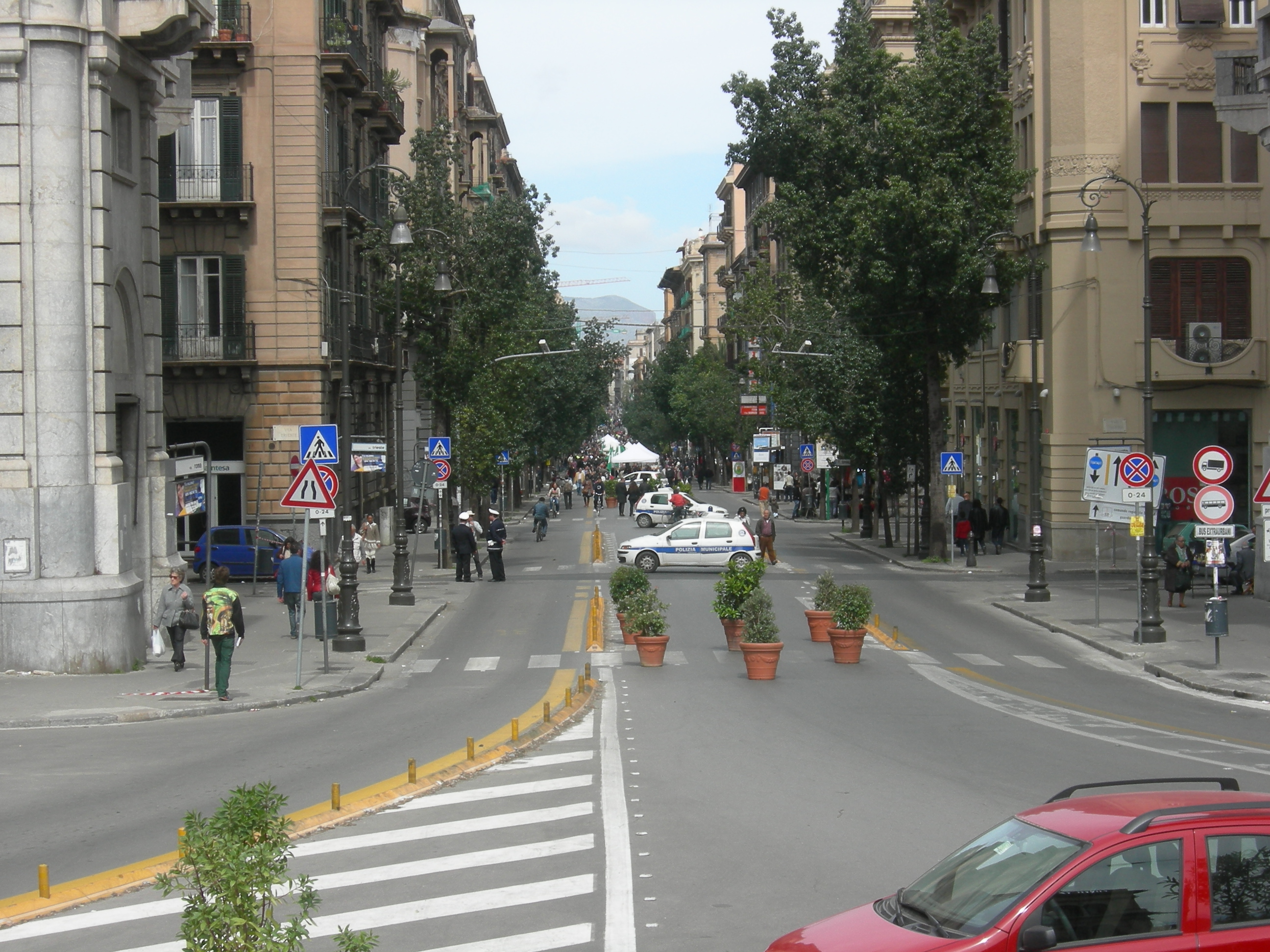 Palermo, centro storico, un piano per attrarre le grandi griffe