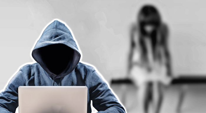 Uomo si finge 14enne per adescare bambine e avere rapporti sessuali virtuali con loro