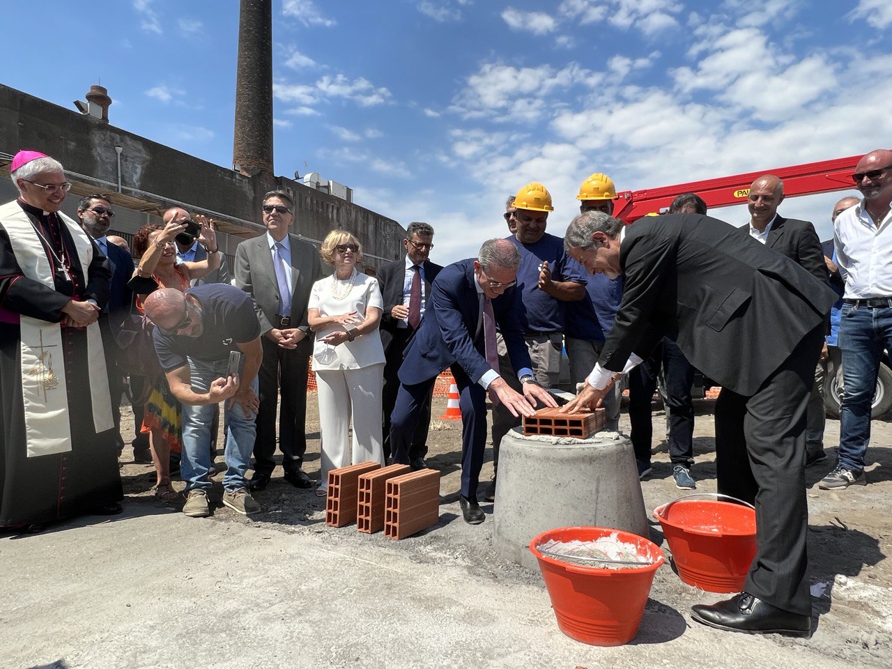 Cittadella giudiziaria a Catania, posta la prima pietra. Falcone: “Non ci credeva più nessuno”