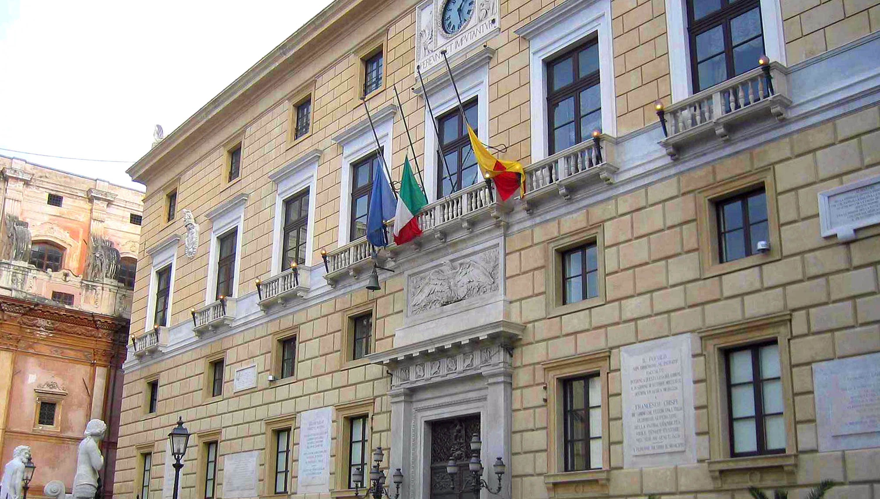 Un regalo dal Dl aiuti bis: niente aumento dell’Irpef a Palermo