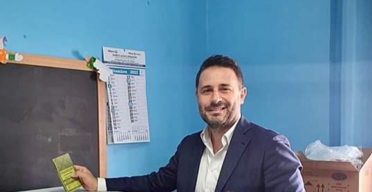 Elezioni in Sicilia, i candidati presidente hanno votato (FOTO)