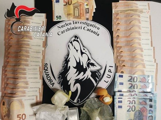 Nasconde la cocaina nel cuscino, in manette pregiudicato catanese Nasconde la cocaina nel cuscino, in manette pregiudicato catanese