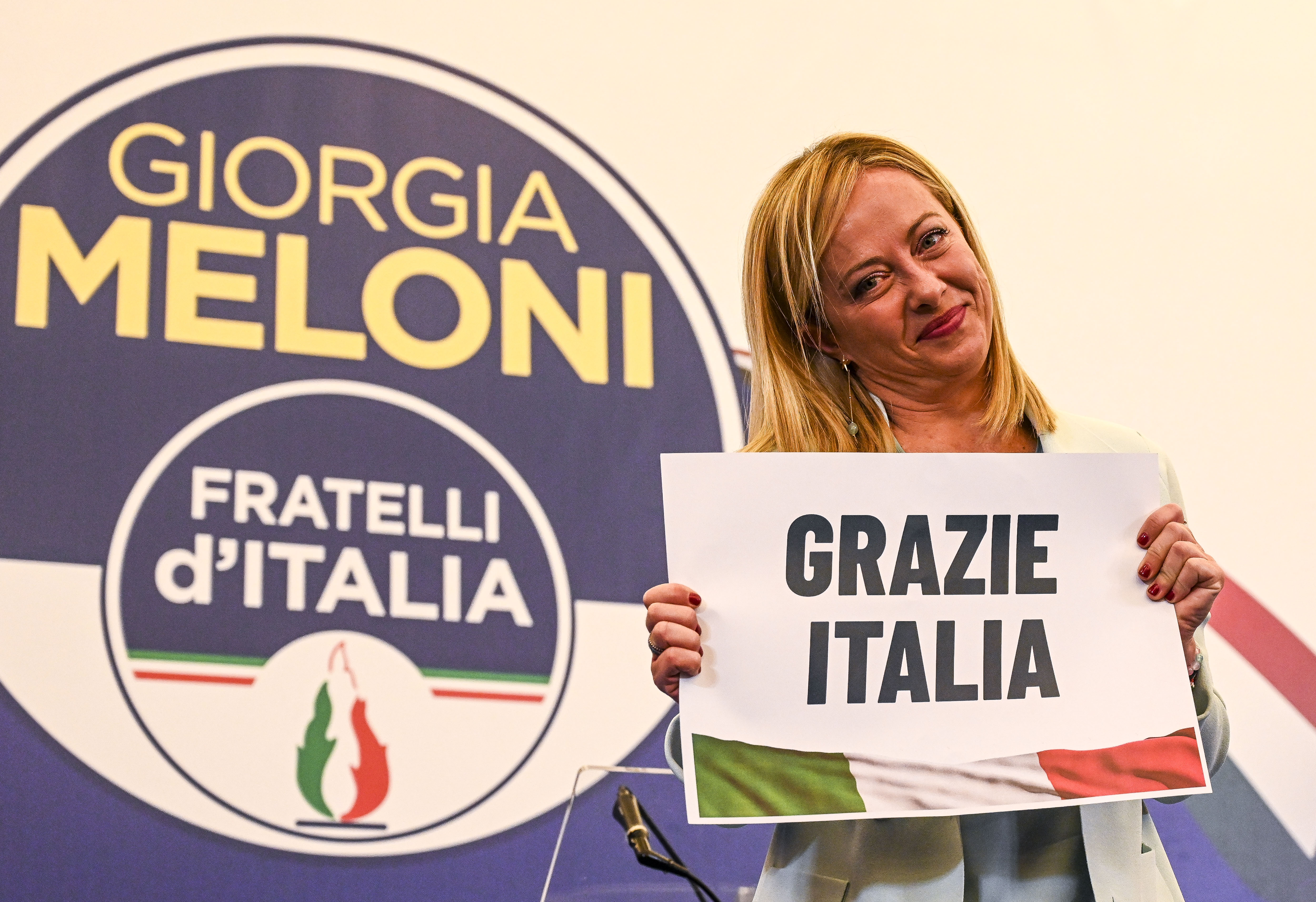 Giorgia Meloni ottiene l’incarico di premier: chi è la donna che formerà il nuovo Governo