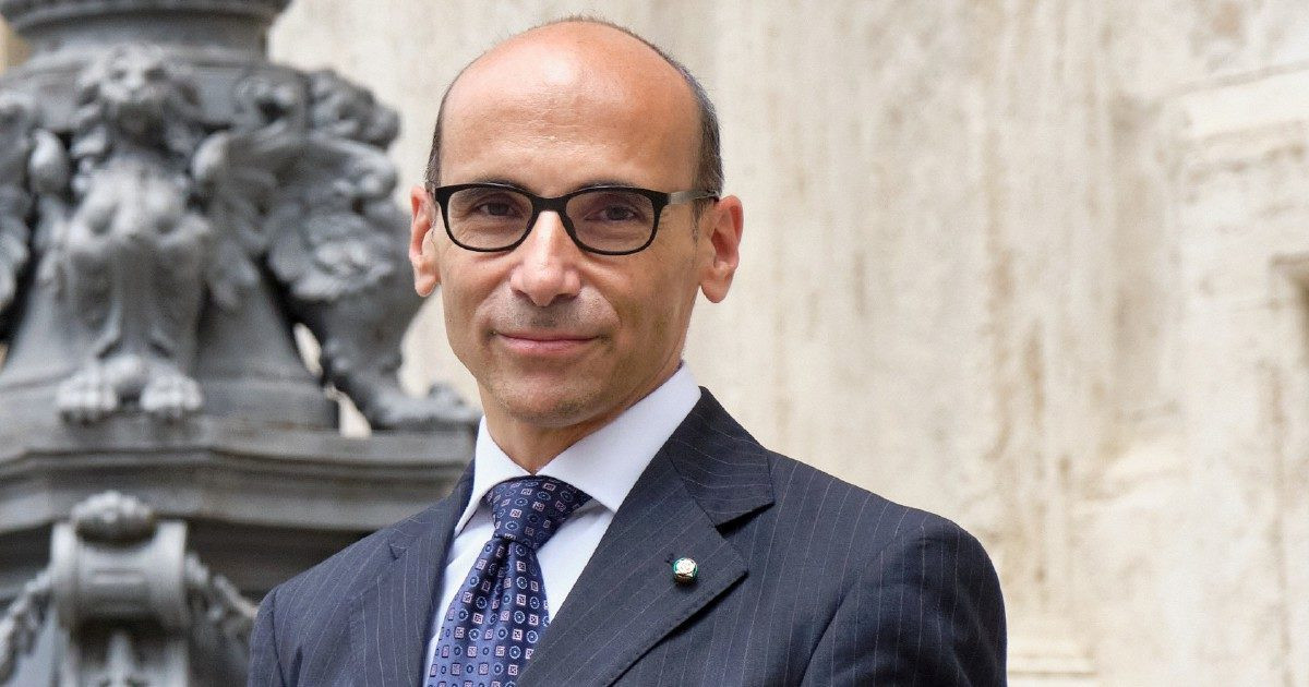 Anticorruzione, l’Italia in clamoroso ritardo. L’Anac: “Recepire subito la direttiva Ue”