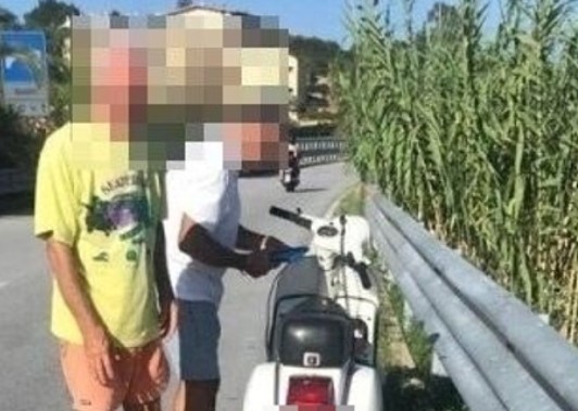 Scontro sulla Panoramica, auto “pirata” fugge dopo l’impatto contro la Vespa