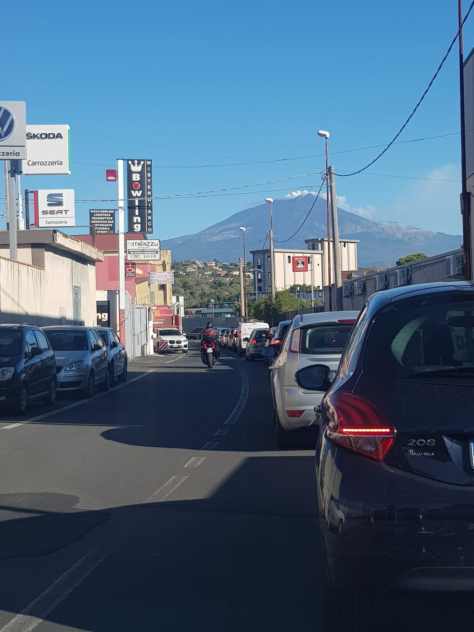 Catania nel caos, i lavori mettono in ginocchio il traffico: i punti caldi – Le foto degli ingorghi