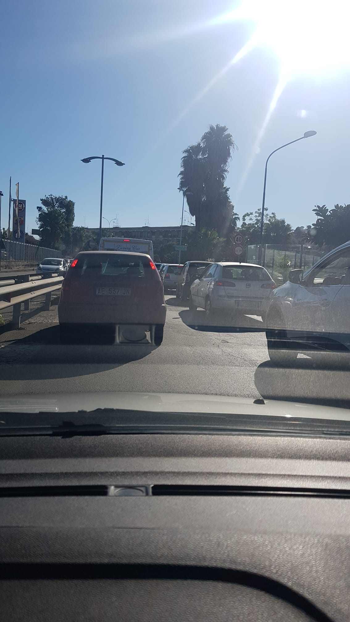 Catania nel caos, i lavori mettono in ginocchio il traffico: i punti caldi – Le foto degli ingorghi