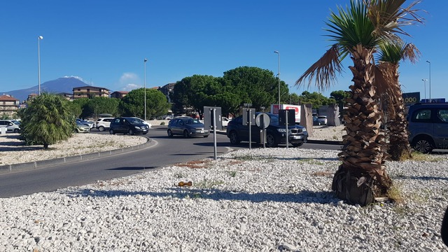 Catania nel caos, i lavori mettono in ginocchio il traffico: i punti caldi – Le foto degli ingorghi