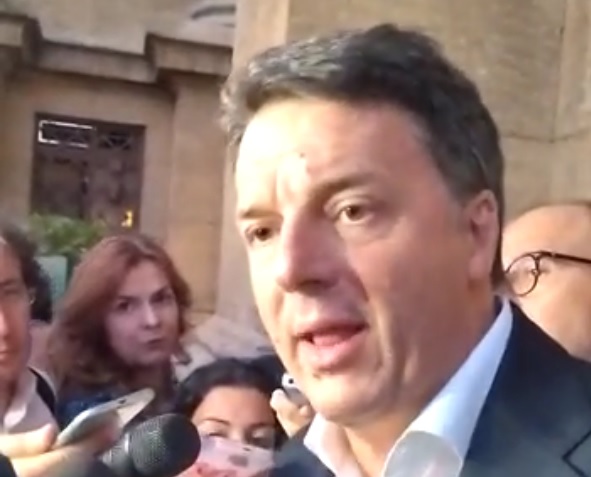 Renzi a Palermo, scontro con Conte: “Si vergogni”. Sul RdC: “Lavoro, no assistenzialismo”