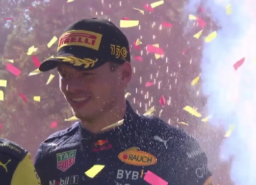 F1, Verstappen vince anche a Monza e fa la storia: Sainz porta la Ferrari sul podio