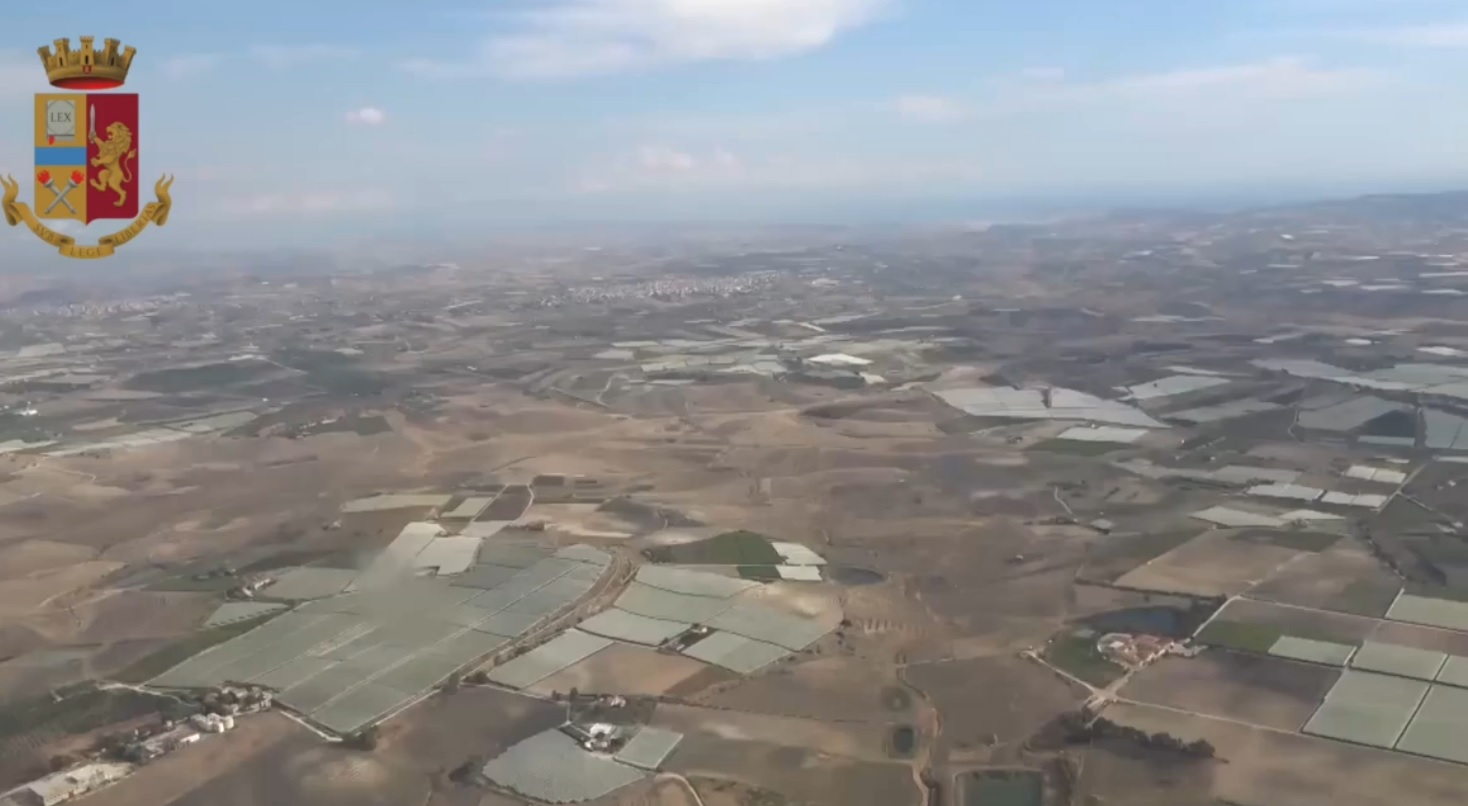 Caltanissetta, caporalato e lavoro nero: eseguite dieci misure cautelari