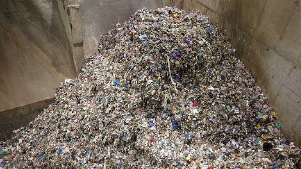 Emergenza rifiuti: “Serve un piano industriale dell’economia circolare”