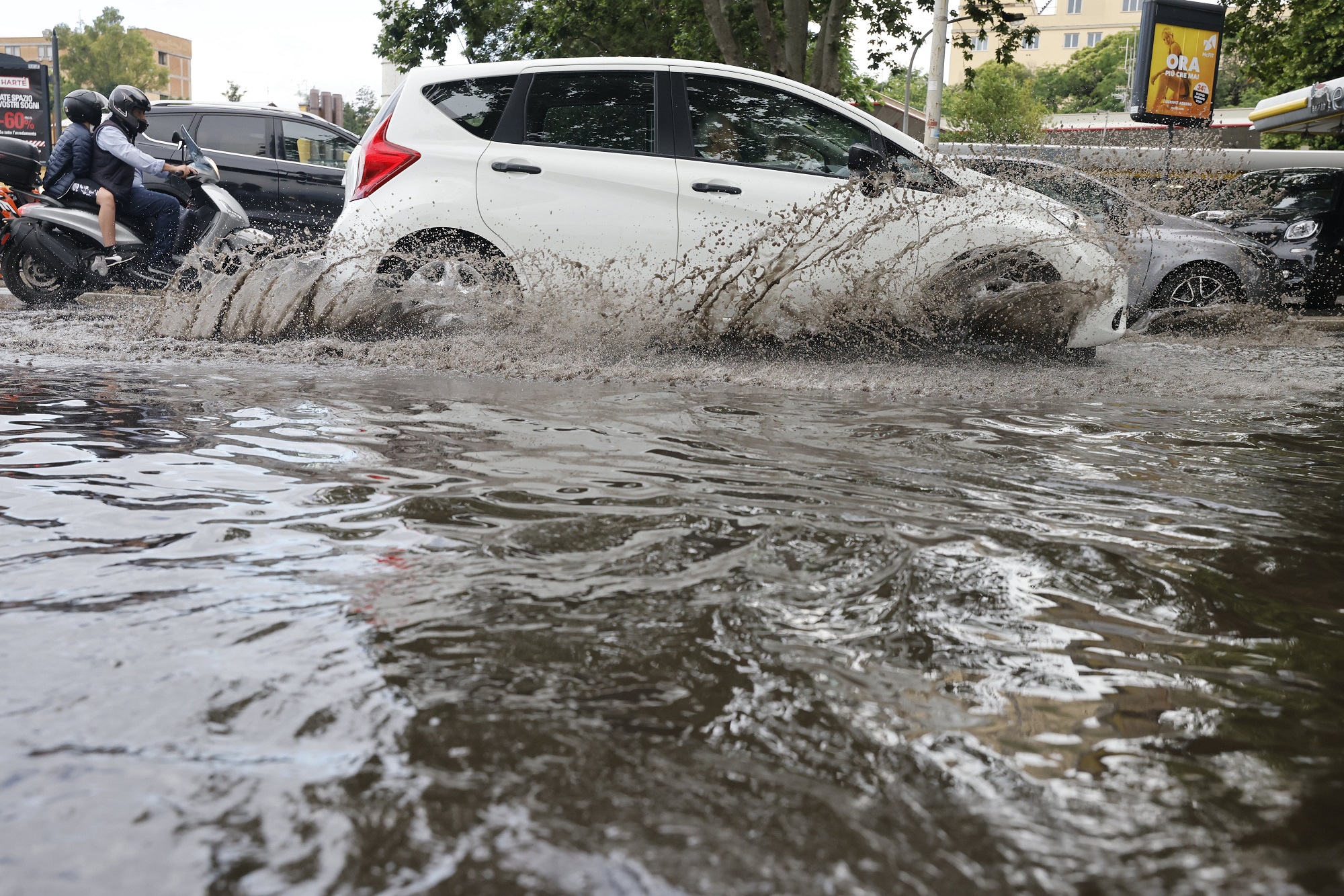 Danni per il maltempo, le imprese possono richiedere indennità: ecco come