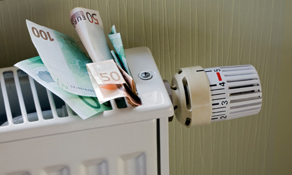 Energia, dieci consigli per risparmiare  sulla bolletta del gas tutelando l’ambiente