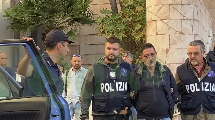 Spaccio di droga e tentata estorsione: 17 misure cautelari ad Agrigento